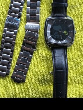 Men's Black Leather Strap Watch - Branding